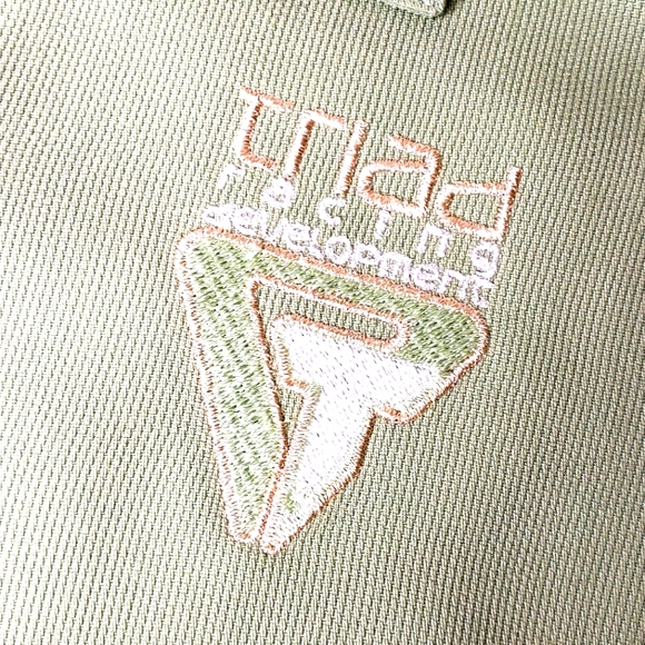 Cubavera Cuban Style Triad Racing Development Logo Rayon Blend NWT Large - Picture 3 of 16